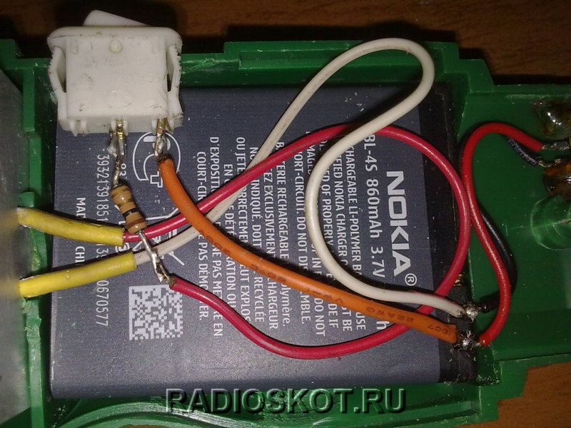 Аккумулятор из разбитого сотового телефона Nokia